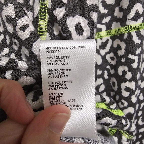 ANTHROPOLOGY X En Elly Gretchen Leopard Pullover - Picture 6 of 8